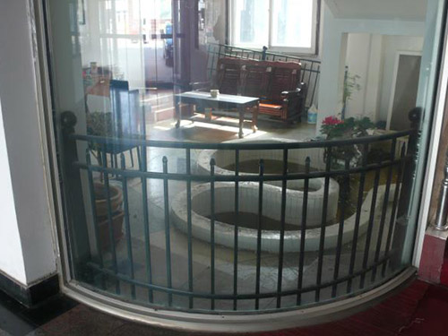 Aluminum fence